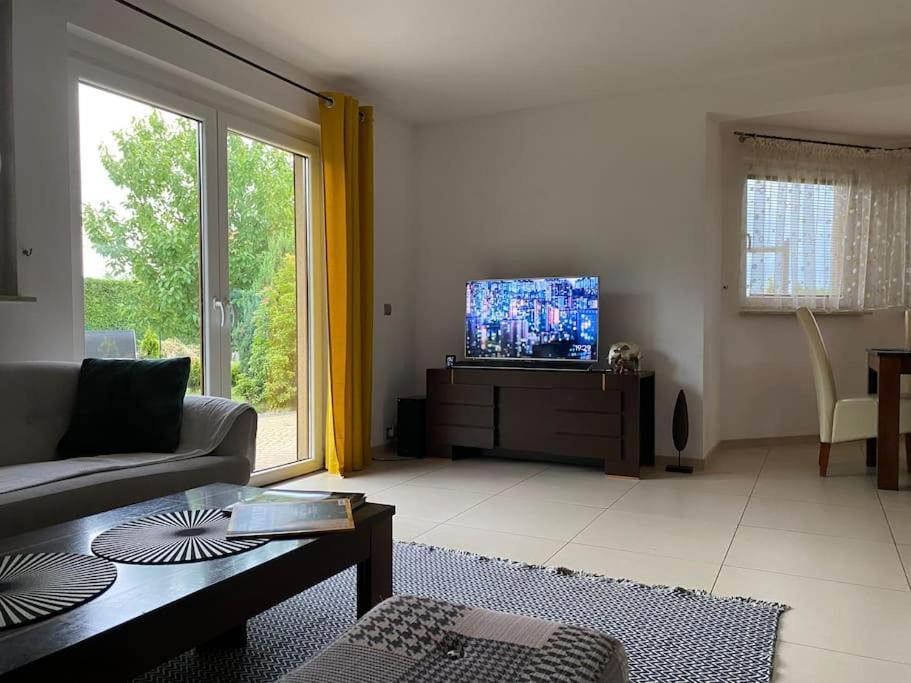 4 Bedroom Family House With Access To A Hot Tub Goczalkowice-Zdroj Exterior photo
